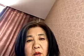 jiaodianBenben nude on webcam for live sex chat