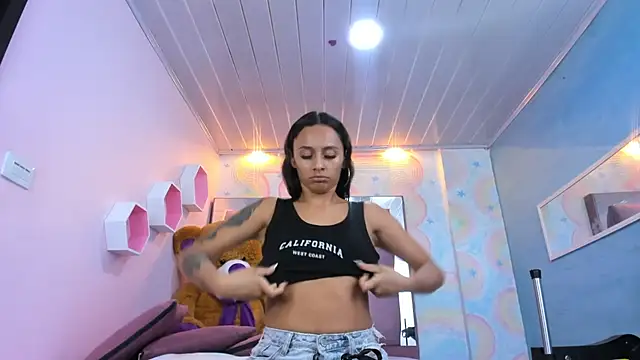 karlyn_angels nude on webcam for live sex chat