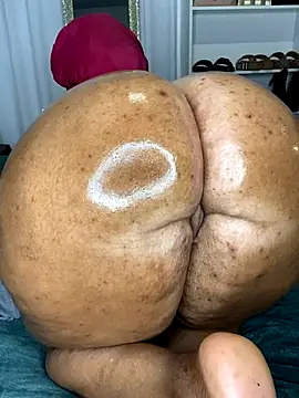 KINKYpussyCAT nude on webcam for live sex chat
