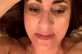 LilHoneyBee nude on webcam for live sex chat