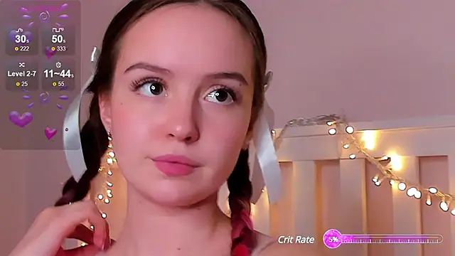 LisaSmiths nude on webcam for live sex chat