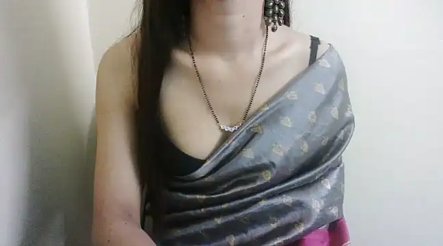 Lizaa_Oberoi_7 nude on webcam for live sex chat