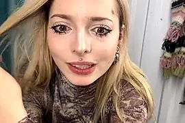 LoraaDoll nude on webcam for live sex chat