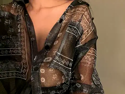 Notsosour nude on webcam for live sex chat