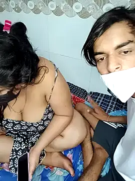 Sexy-Billo nude on webcam for live sex chat