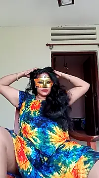 tamilsuyana nude on webcam for live sex chat
