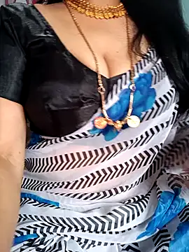 thaniska- nude on webcam for live sex chat
