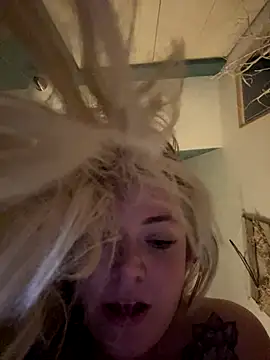 ToniVice nude on webcam for live sex chat