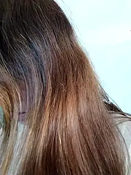 Baby-loveass20 nude on webcam for live sex chat
