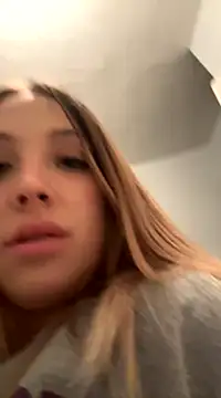 blondiebaby21 nude on webcam for live sex chat
