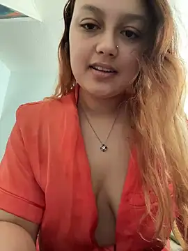 CocoDior nude on webcam for live sex chat