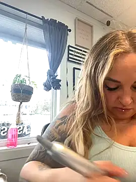 daisydazzle nude on webcam for live sex chat