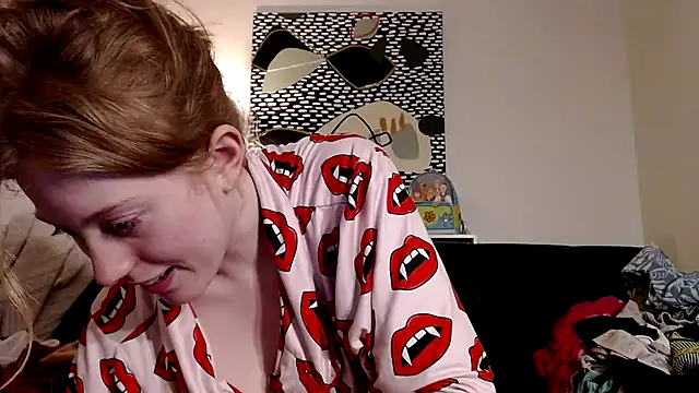 edgybutsoft nude on webcam for live sex chat