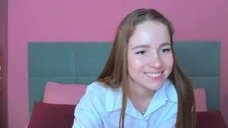Fire1Girl fully nude on Live Sex Chat
