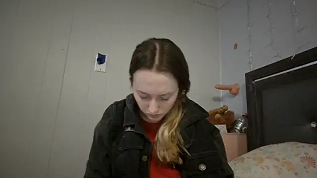 GoddessCora nude on webcam for live sex chat