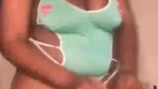HaitianSinsationSquirtQueen fully nude on Live Sex Chat