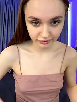 Mini_Kitten nude on webcam for live sex chat