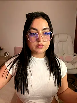 montmariana nude on webcam for live sex chat