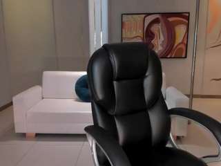 Pauline Rousse fully nude on Live Sex Chat