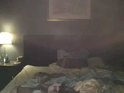 SwedishHotWifeMadelen nude on webcam for live sex chat