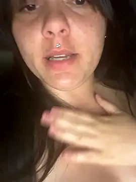Tastemylipgloss nude on webcam for live sex chat