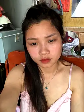 —Tina— nude on webcam for live sex chat
