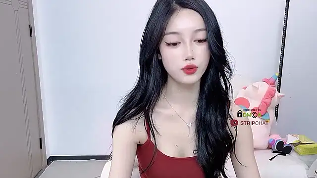 Yuette–168 nude on webcam for live sex chat