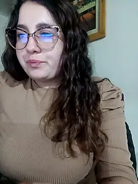 alicelebel1995 nude on webcam for live sex chat