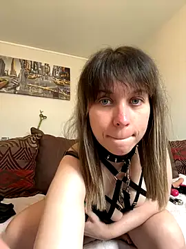 Aphrodite-22 nude on webcam for live sex chat