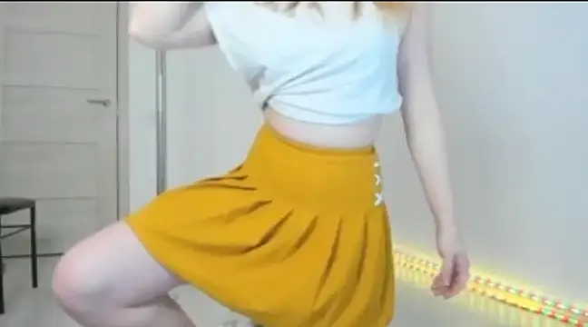 Candy-Camally nude on webcam for live sex chat