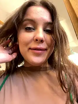 Cassie_Sunray nude on webcam for live sex chat