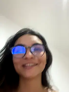 Cat2525 nude on webcam for live sex chat