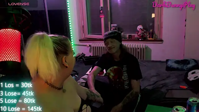 DarkBunnyPlay nude on webcam for live sex chat