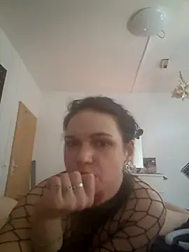 DavinaDevil nude on webcam for live sex chat