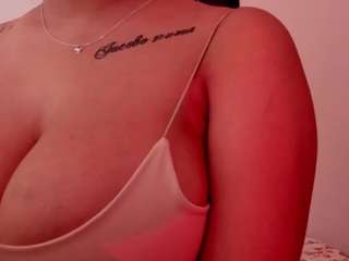 emiliaghendle fully nude on Live Sex Chat