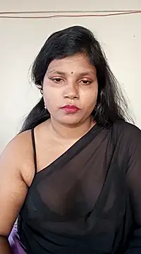 Eti-Roy nude on webcam for live sex chat