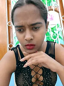 Hotty_notty_kitty nude on webcam for live sex chat