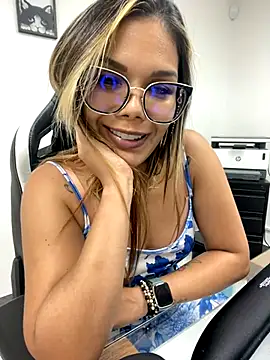 KellyBrooklyn_ nude on webcam for live sex chat