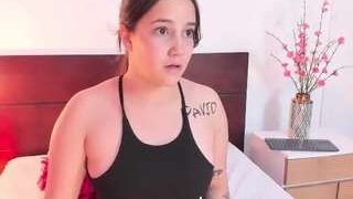 LeiaConnor fully nude on Live Sex Chat