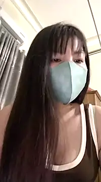 Lyly-18z nude on webcam for live sex chat