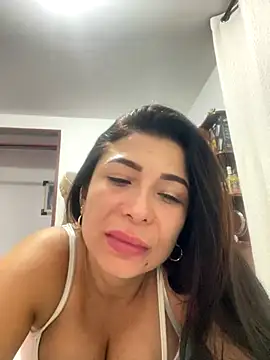 mia_mancini nude on webcam for live sex chat