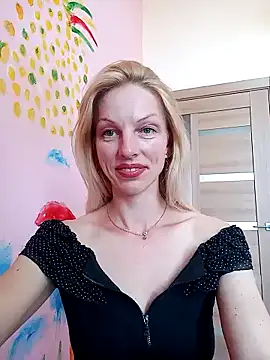 Natalie_Hot_Wet nude on webcam for live sex chat