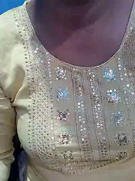 PRACHI_GUPTA nude on webcam for live sex chat