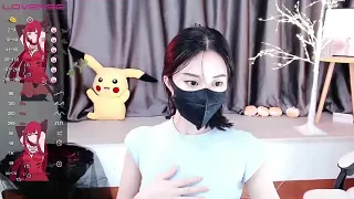 ruoling_19 nude on webcam for live sex chat