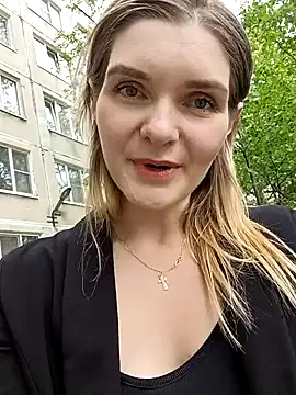streetgirl_ nude on webcam for live sex chat