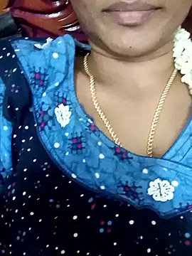 tamilkuruvi nude on webcam for live sex chat