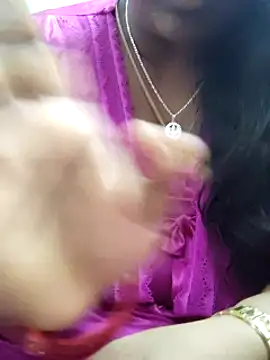 tamilruku nude on webcam for live sex chat