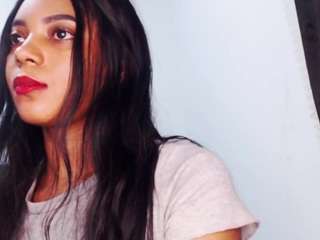 Cata-Santanaa fully nude on Live Sex Chat