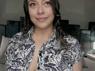 HOTTIE NICOLLE fully nude on Live Sex Chat