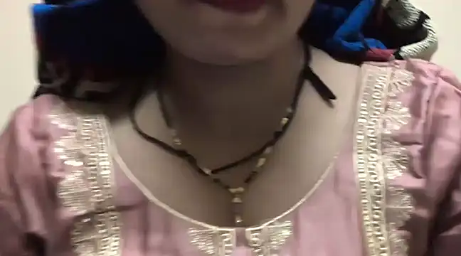 Sexy_Sonam03 nude on webcam for live sex chat